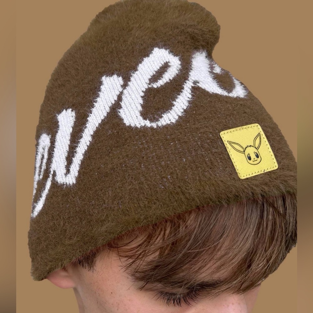 Pokémon Eevee Eyelash Skull Beanie
Pokémon Eevee Eyelash Skull Beanie